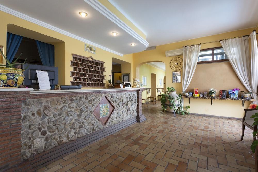 Hotel Sole Castello (Adults Only) Taormina Exterior foto