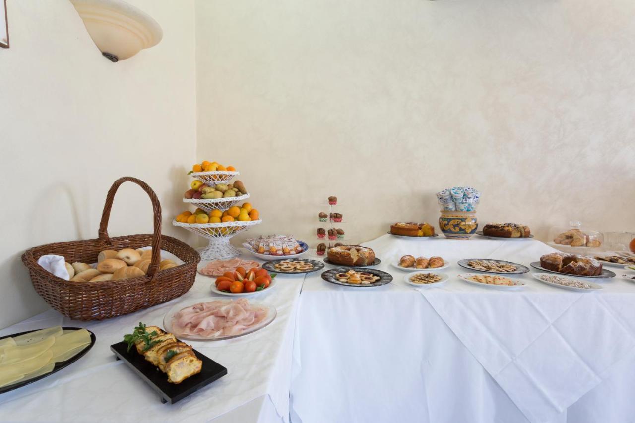 Hotel Sole Castello (Adults Only) Taormina Exterior foto