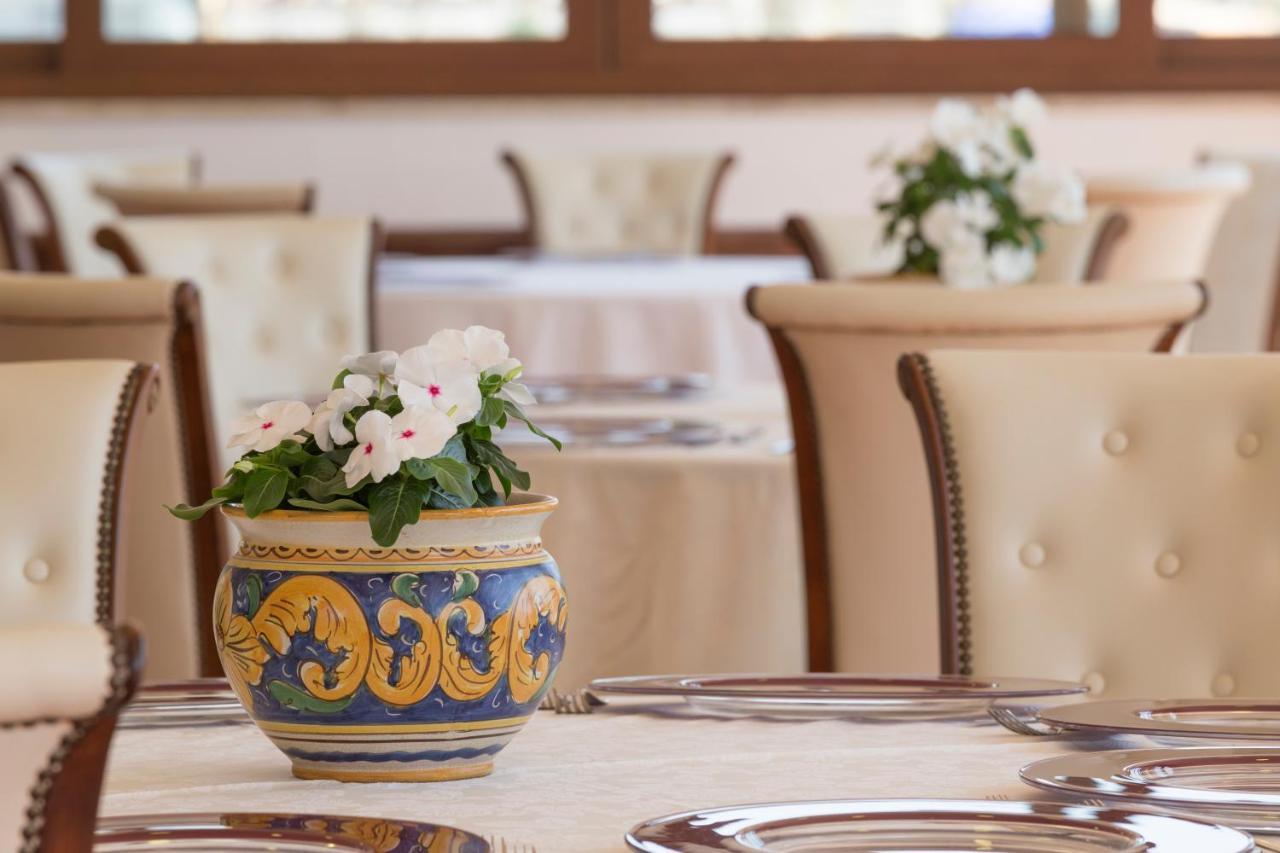 Hotel Sole Castello (Adults Only) Taormina Exterior foto