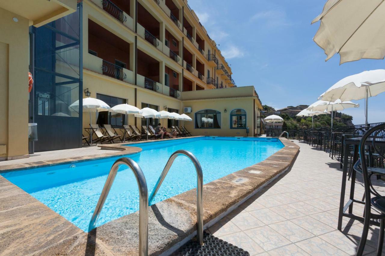 Hotel Sole Castello (Adults Only) Taormina Exterior foto